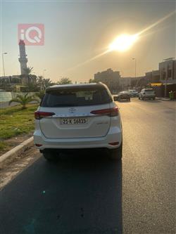 تۆیۆتا فۆرچێنەر